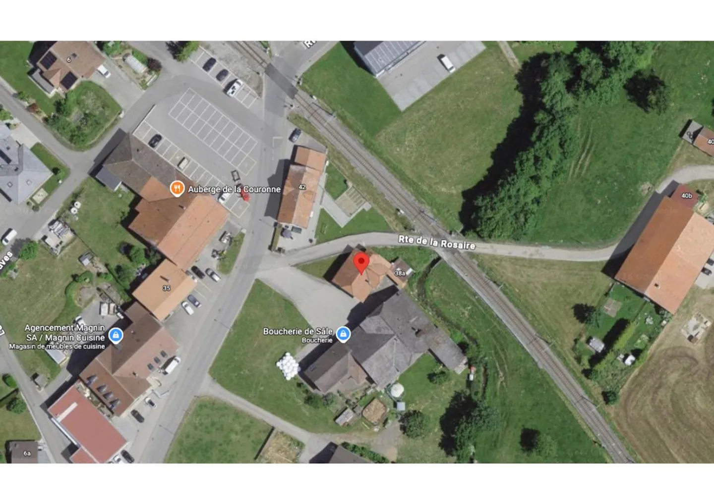 Character house in Sâles - authenticity, volume and potential - Photo 4 of 12