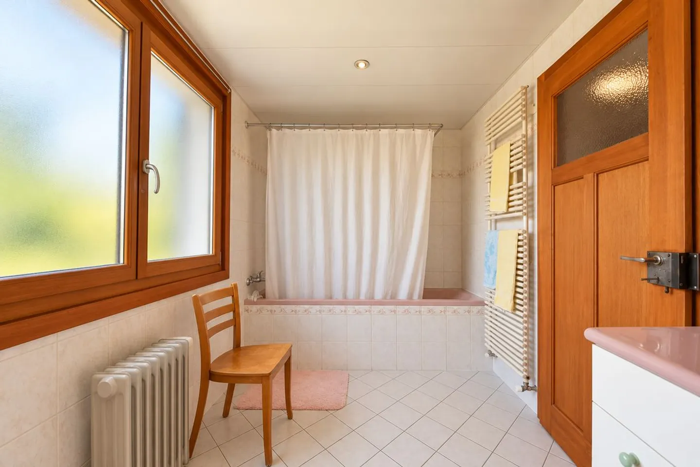 Maison individuelle de 5.5 pièces avec grand jardin au Locle - Foto 12 di 13