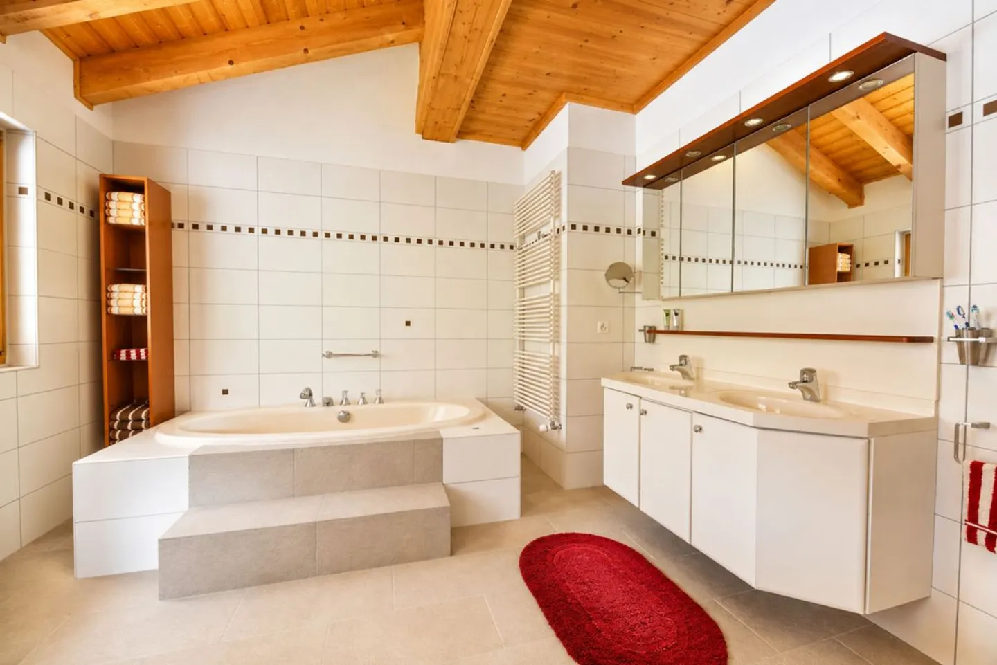 Chalet d'exception avec spa - Photo 12 sur 13