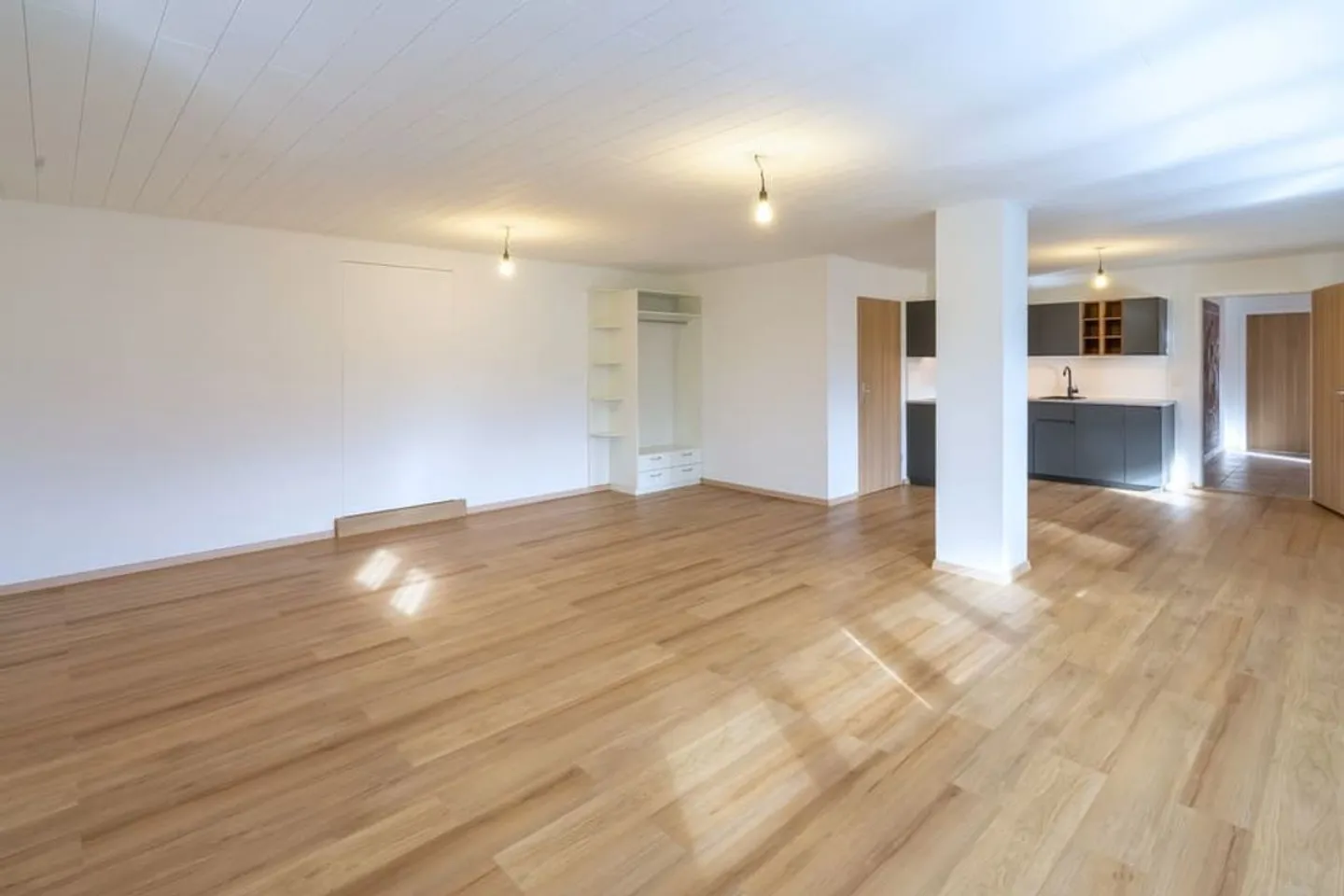 Attraktives 1.5-Zimmer Studio mit herrlichem Blick in Ebikon zur Miete - Foto 2 di 13