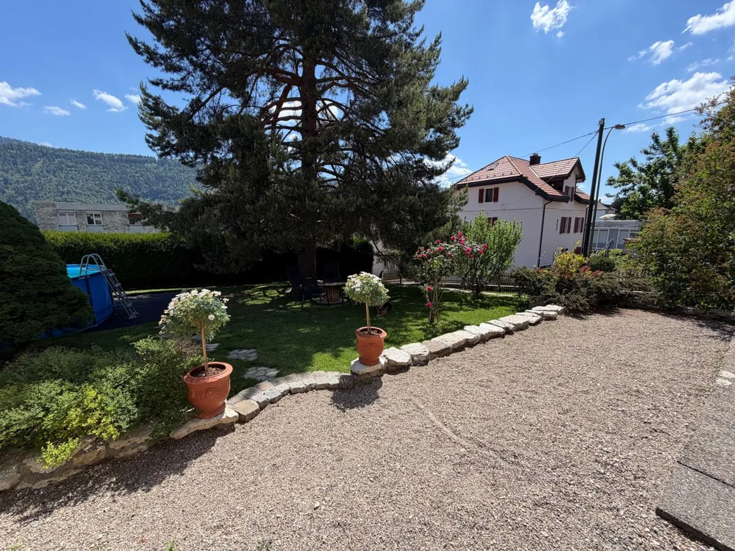 Maison Individuelle Spacieuse à Saint-Imier - Photo 4 sur 13