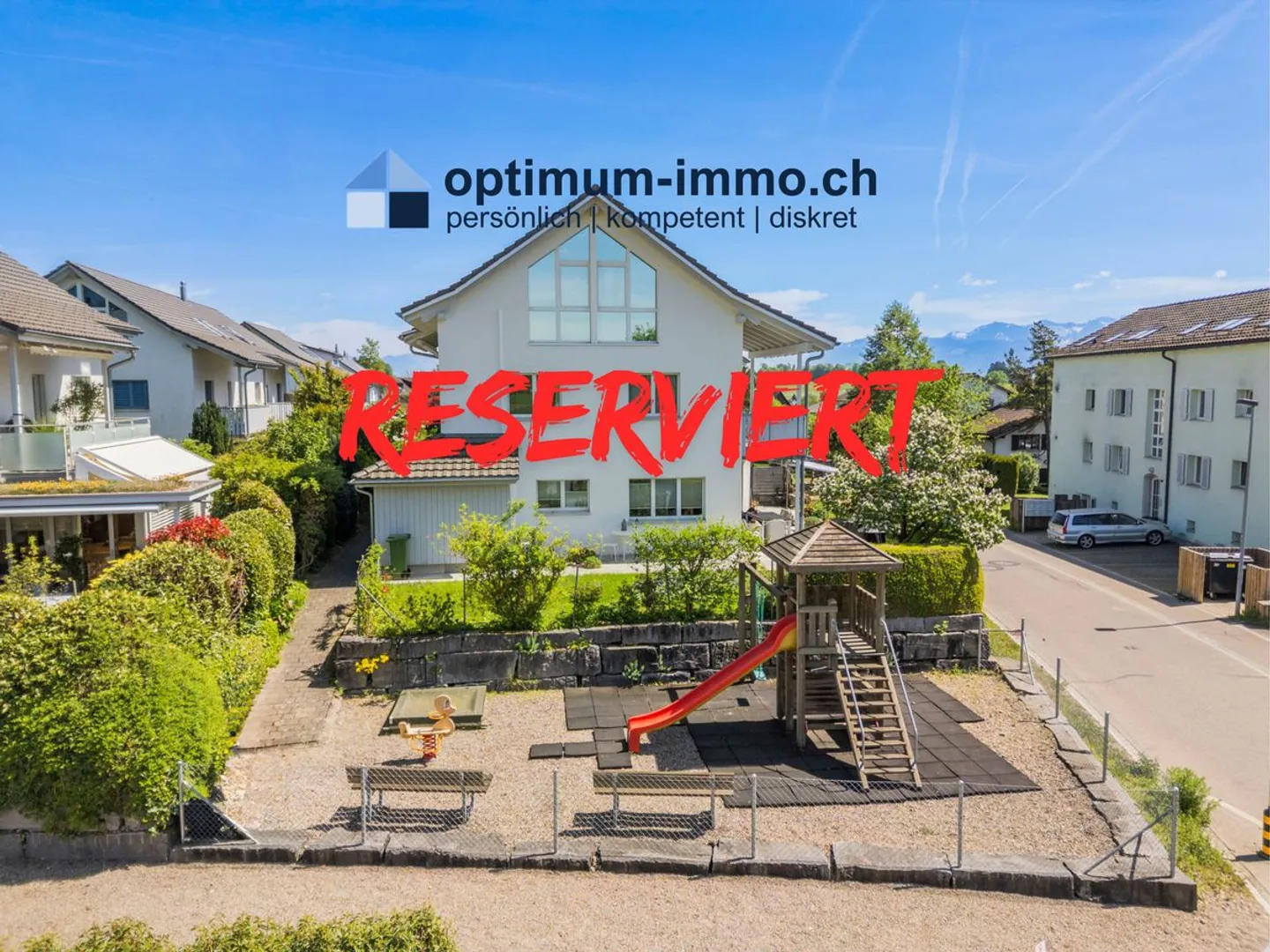 Maison individuelle spacieuse de 6,5 pièces à Wolfhausen ZH - Photo 1 sur 2