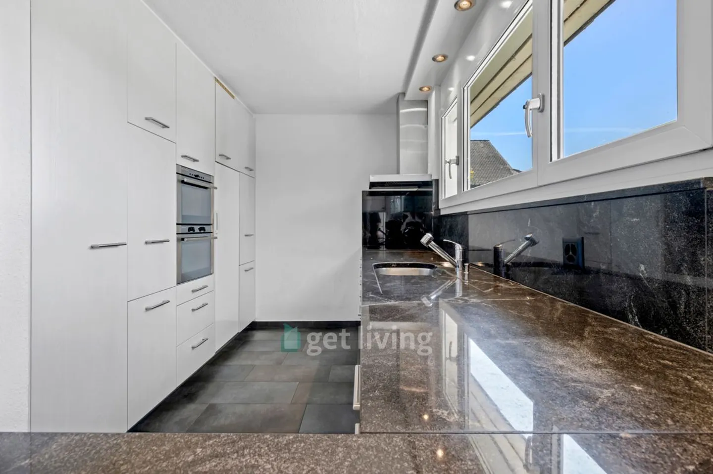 Charming Family Home with Pool - Photo 9 of 13