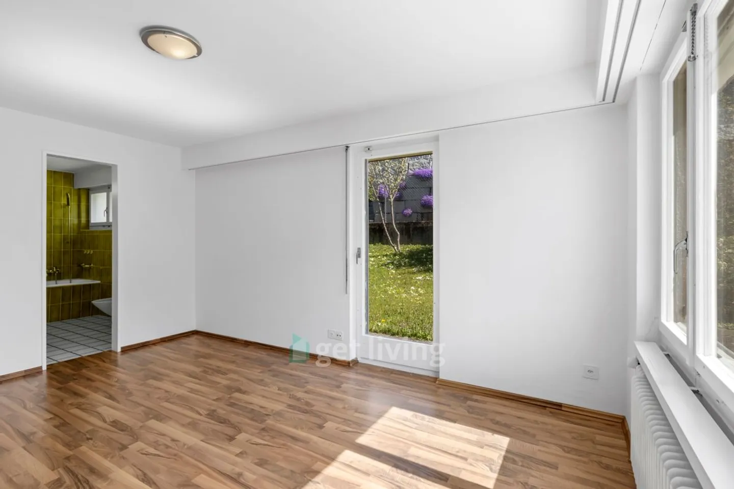 Charming Family Home with Pool - Photo 8 of 13