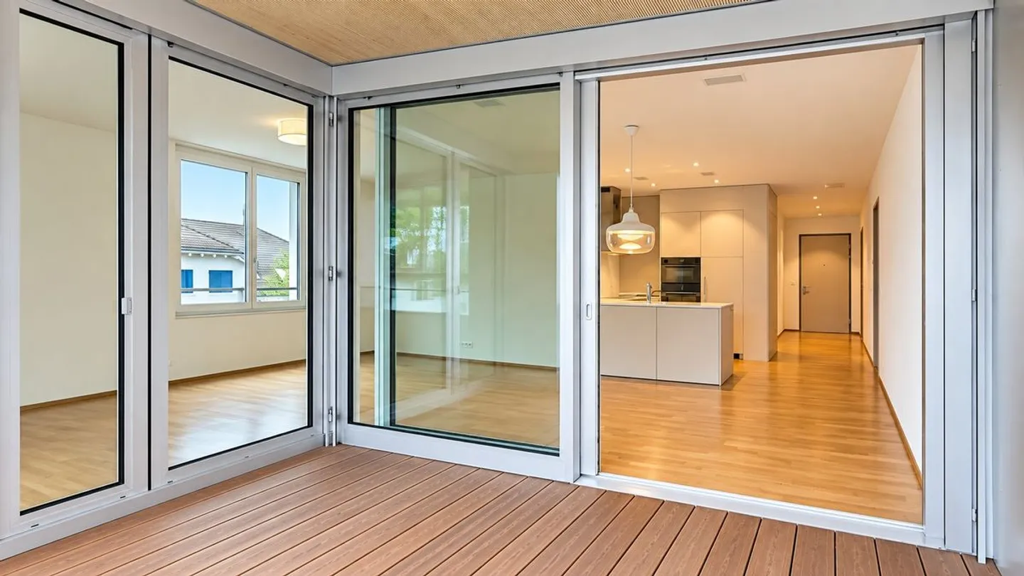 Moderne helle 3.5-Zimmer Wohnung mit Blick in Siebnen - Foto 4 von 10
