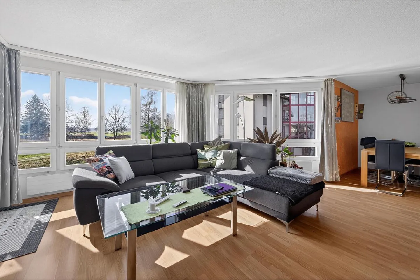 4.5 Zimmer ETW an unverbaubarer Lage mit herrlicher Berg- und Weitsicht - Foto 4 von 13