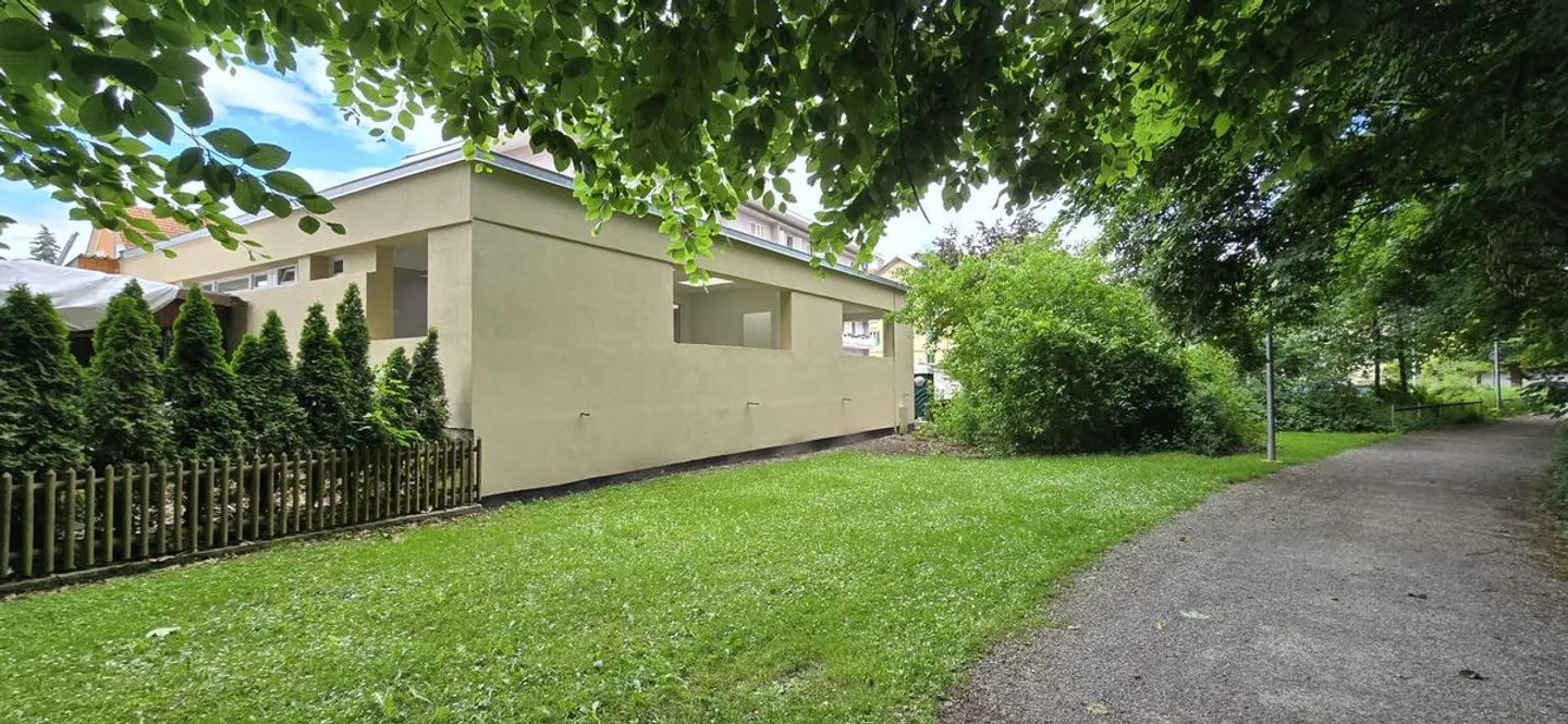 Appartement attrayant de 4,5 pièces avec grande terrasse - Photo 3 sur 11
