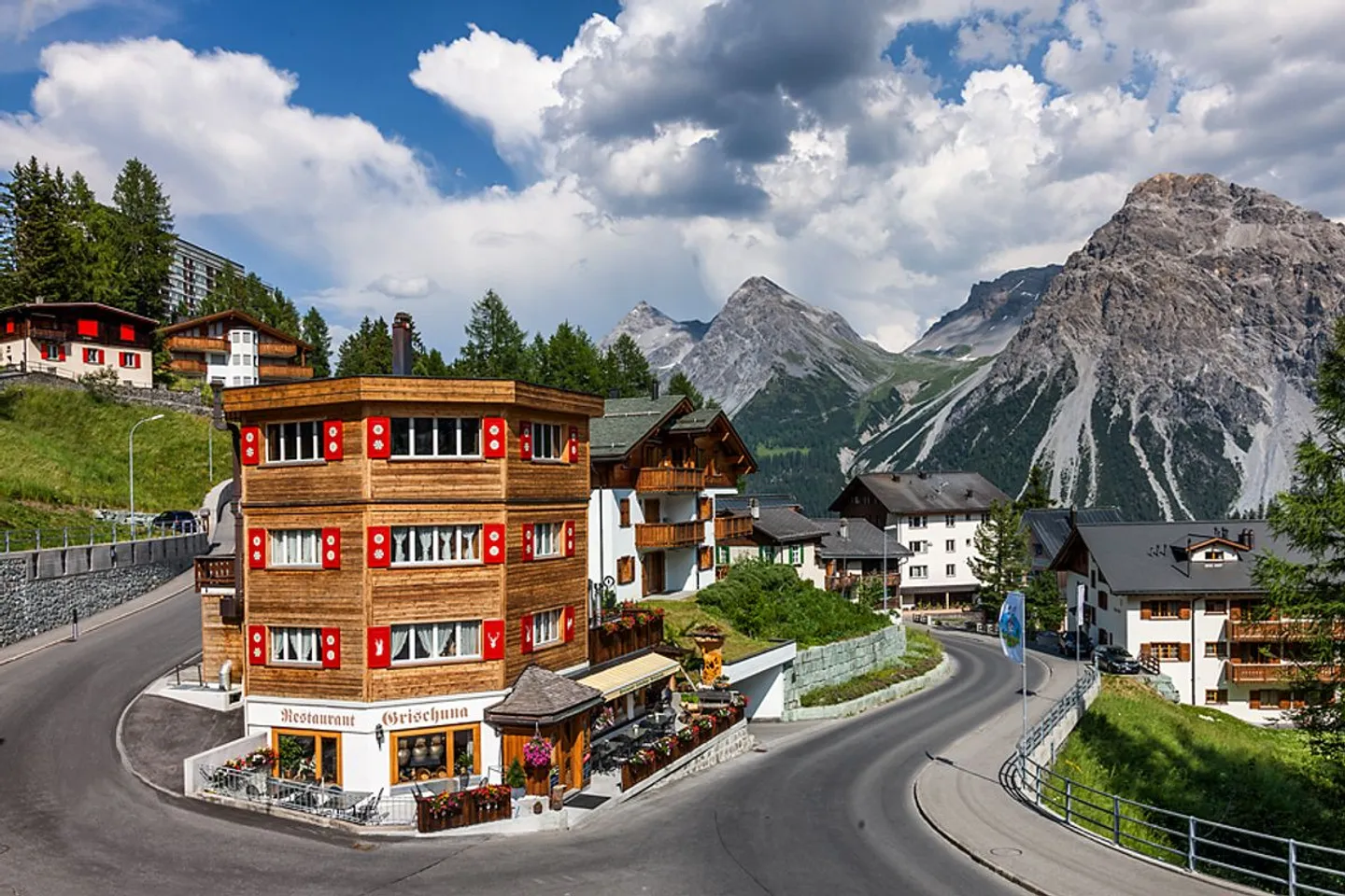 Restaurant exclusif à Arosa - Photo 2 sur 13