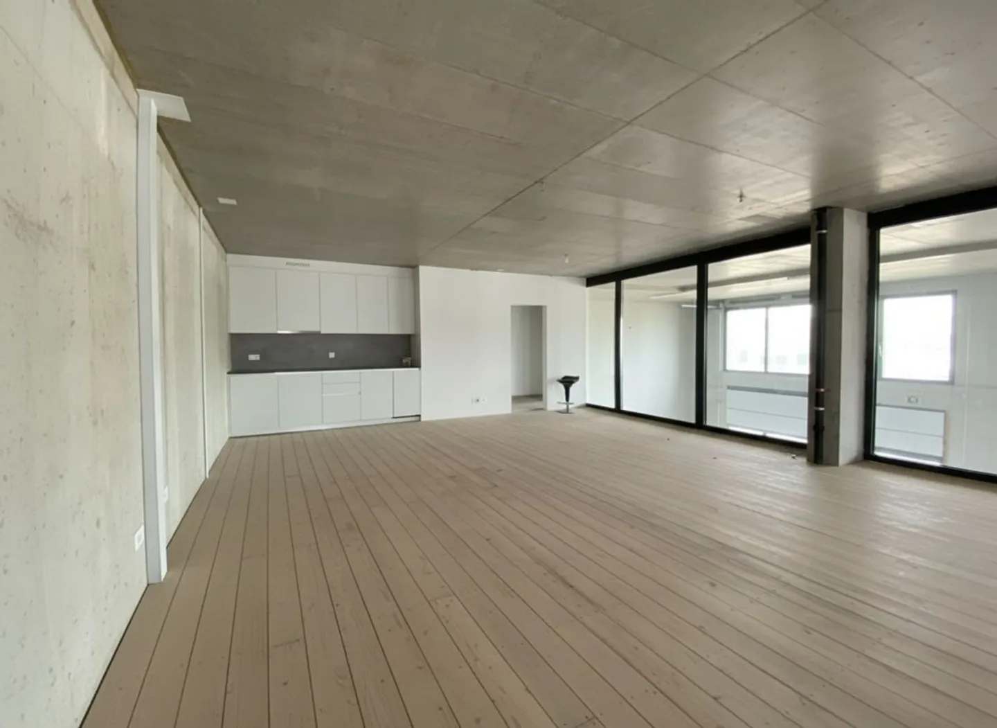 Zu vermieten - Modulare Handwerkshalle von 245 m² Saint-Aubin (FR) - Foto 4 von 8