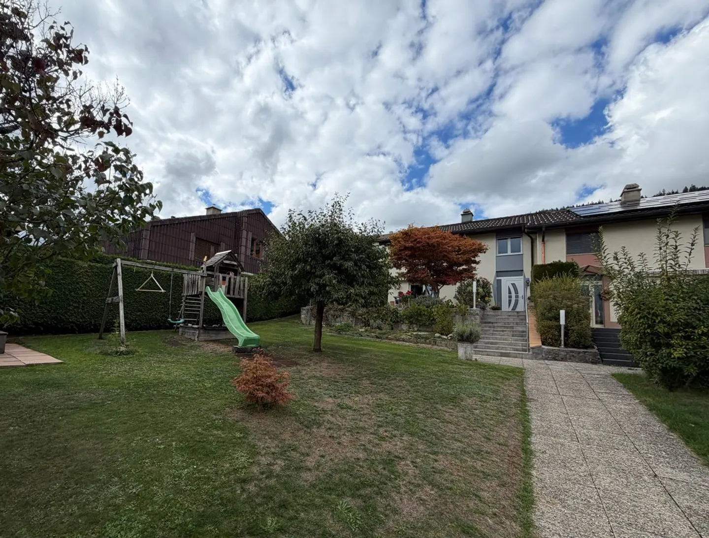 Maison mitoyenne charmante - Photo 12 sur 13