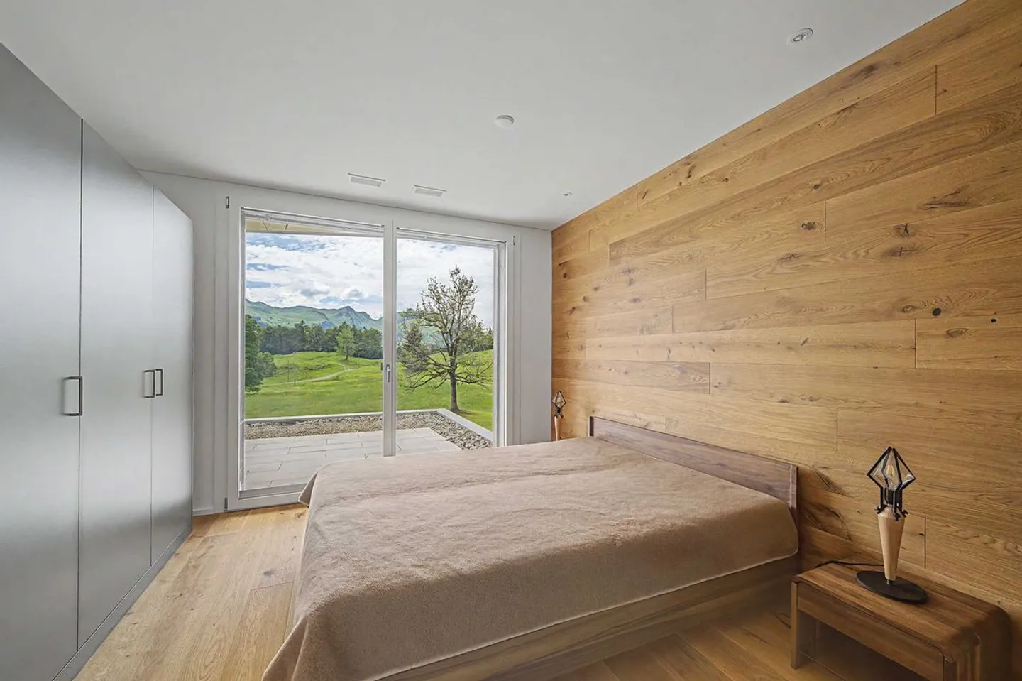 Modern 2.5-room apartment with panoramic view in Illgau (St. Karl) - Photo 6 of 13