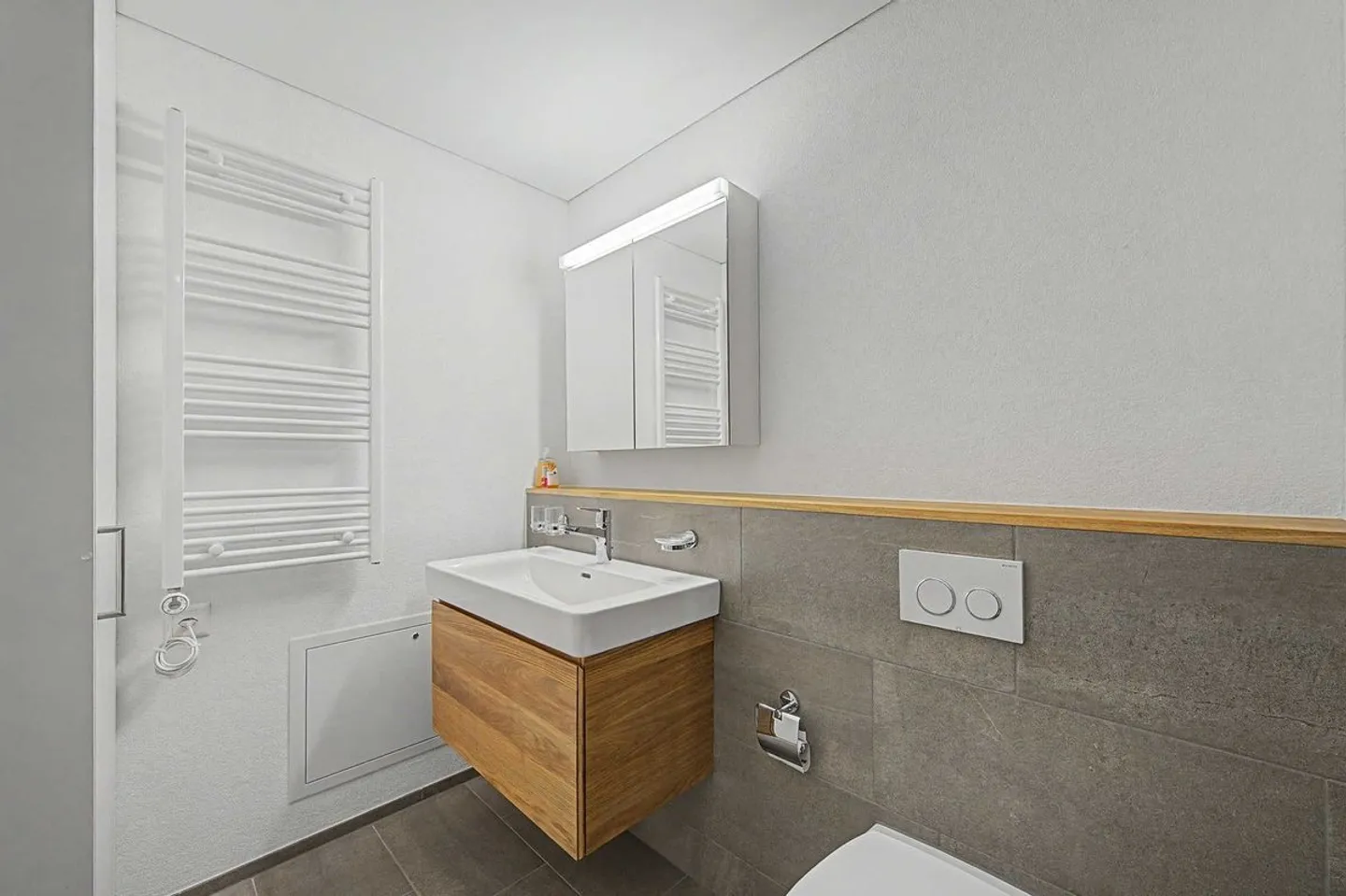Modern 2.5-room apartment with panoramic view in Illgau (St. Karl) - Photo 13 of 13