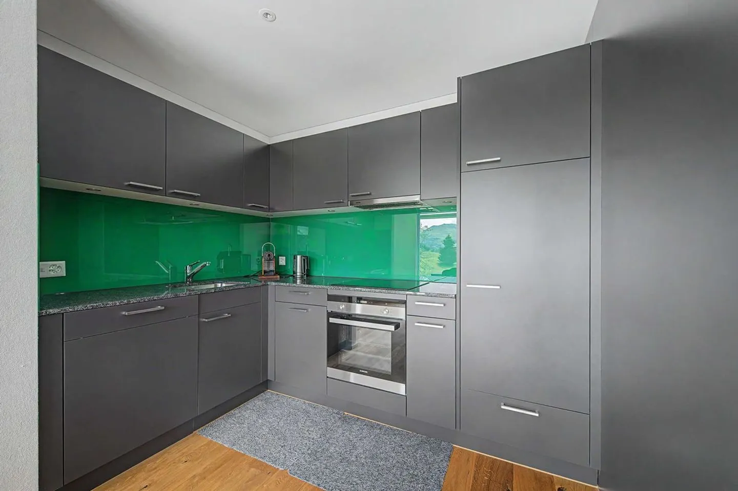 Modern 2.5-room apartment with panoramic view in Illgau (St. Karl) - Photo 9 of 13