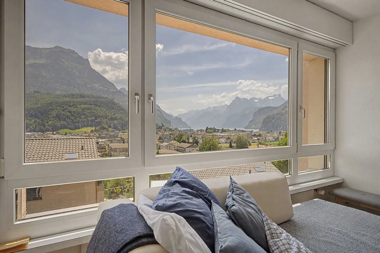 Wohnung mit unverbaubarer Panoramaaussicht und Wellnessbereich - Foto 7 di 13