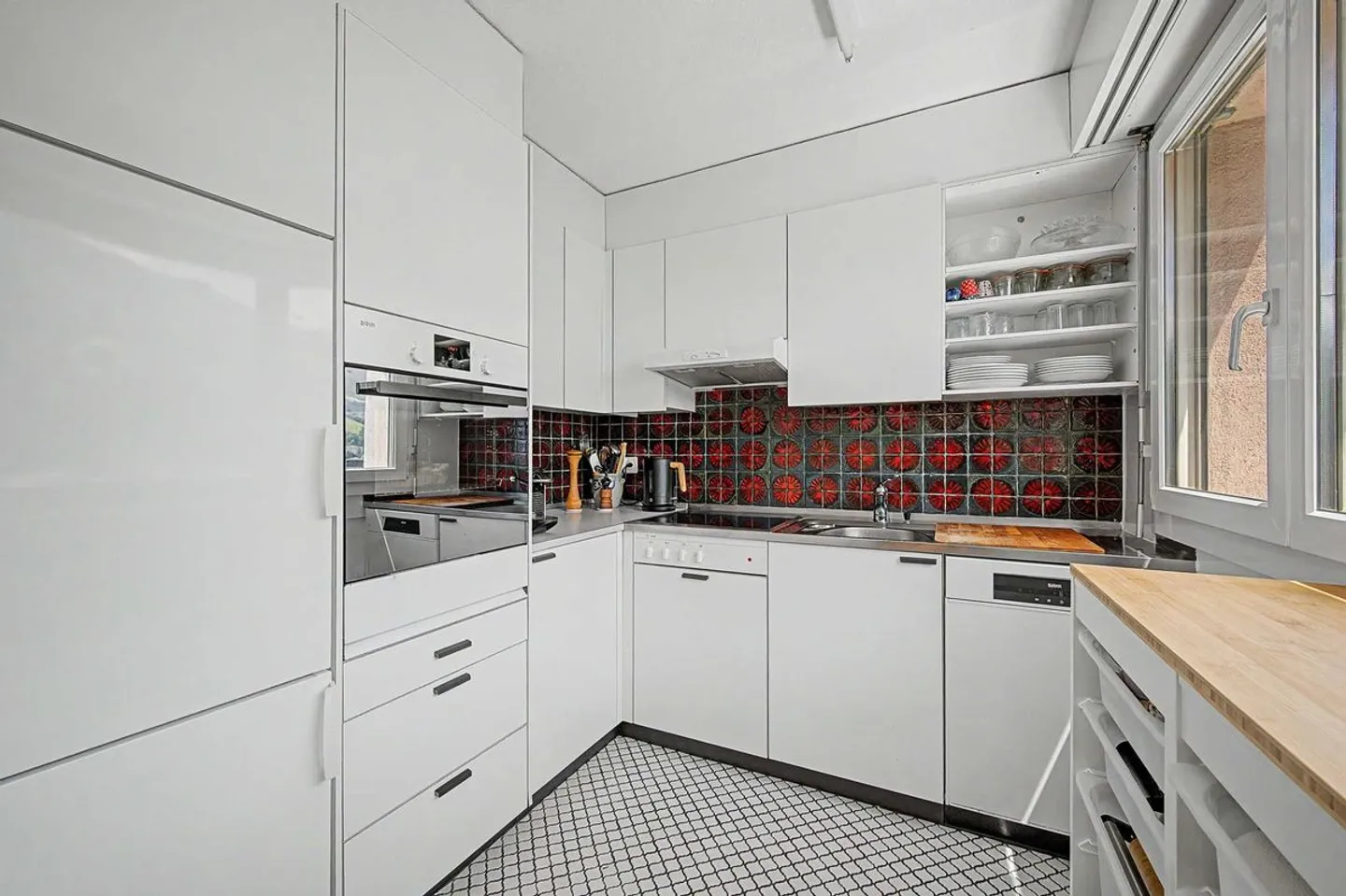 Wohnung mit unverbaubarer Panoramaaussicht und Wellnessbereich - Foto 12 di 13