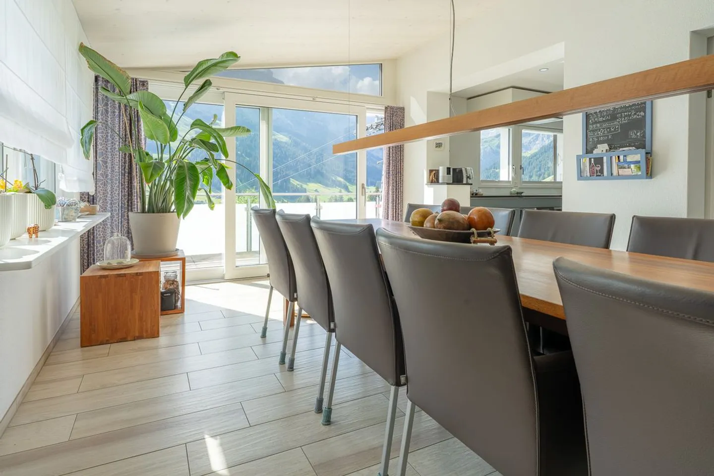 MULTI-FAMILY HOUSE IN A CENTRAL AND QUIET LOCATION - Photo 1 of 13