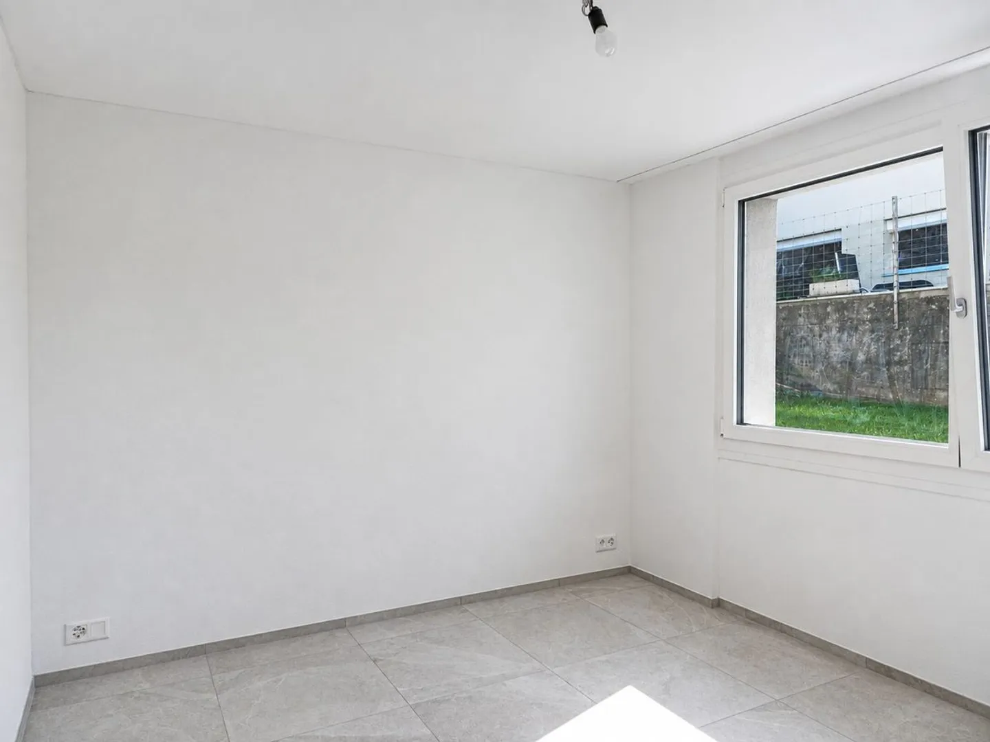 Geräumiges freistehendes Haus in Schübelbach - Foto 6 von 13