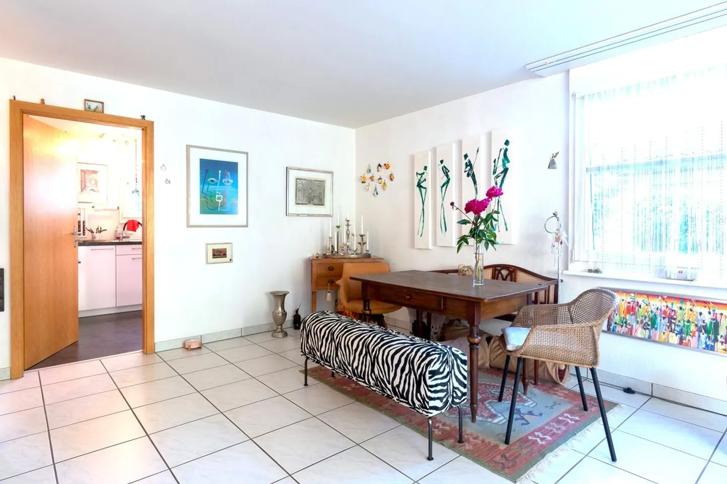 Charmantes halb freistehendes 5.5-Zi-Einfamilienhaus -familienfreundlich, ruhig, sonnig - Foto 9 von 13