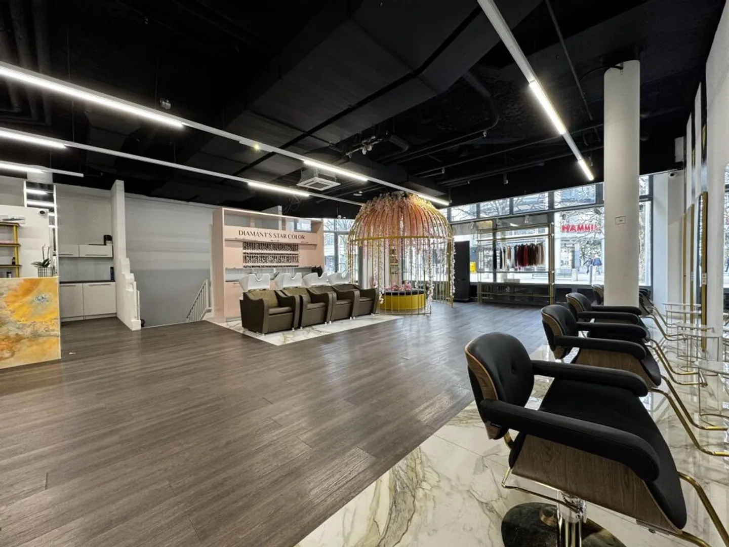 Etablierter Coiffeursalon in Olten - Inventar &amp; Kundenstamm zu verkaufen - Foto 8 von 11