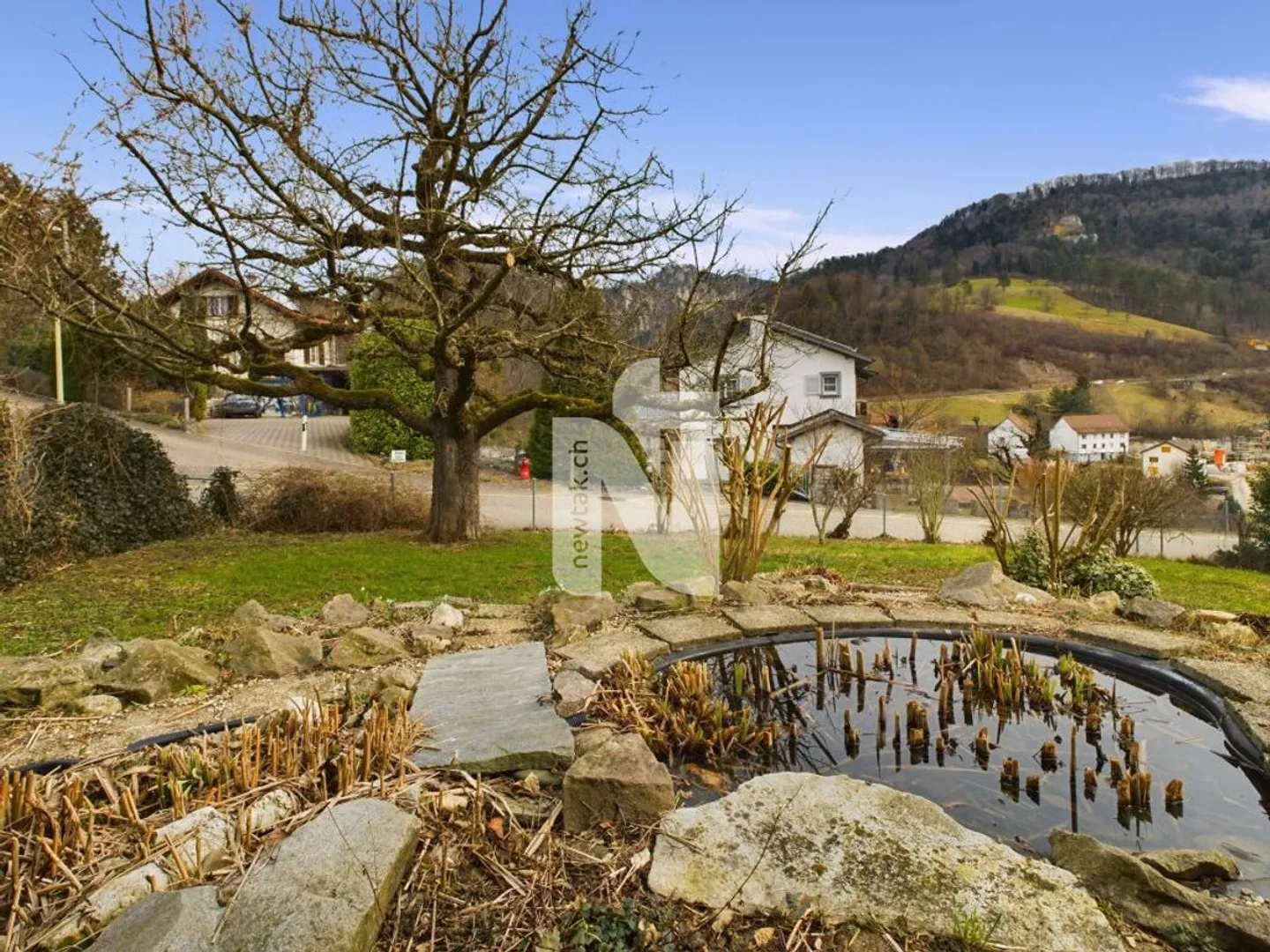 Very beautiful house with balcony, garden, panoramic view and expansion potential - Photo 3 of 12