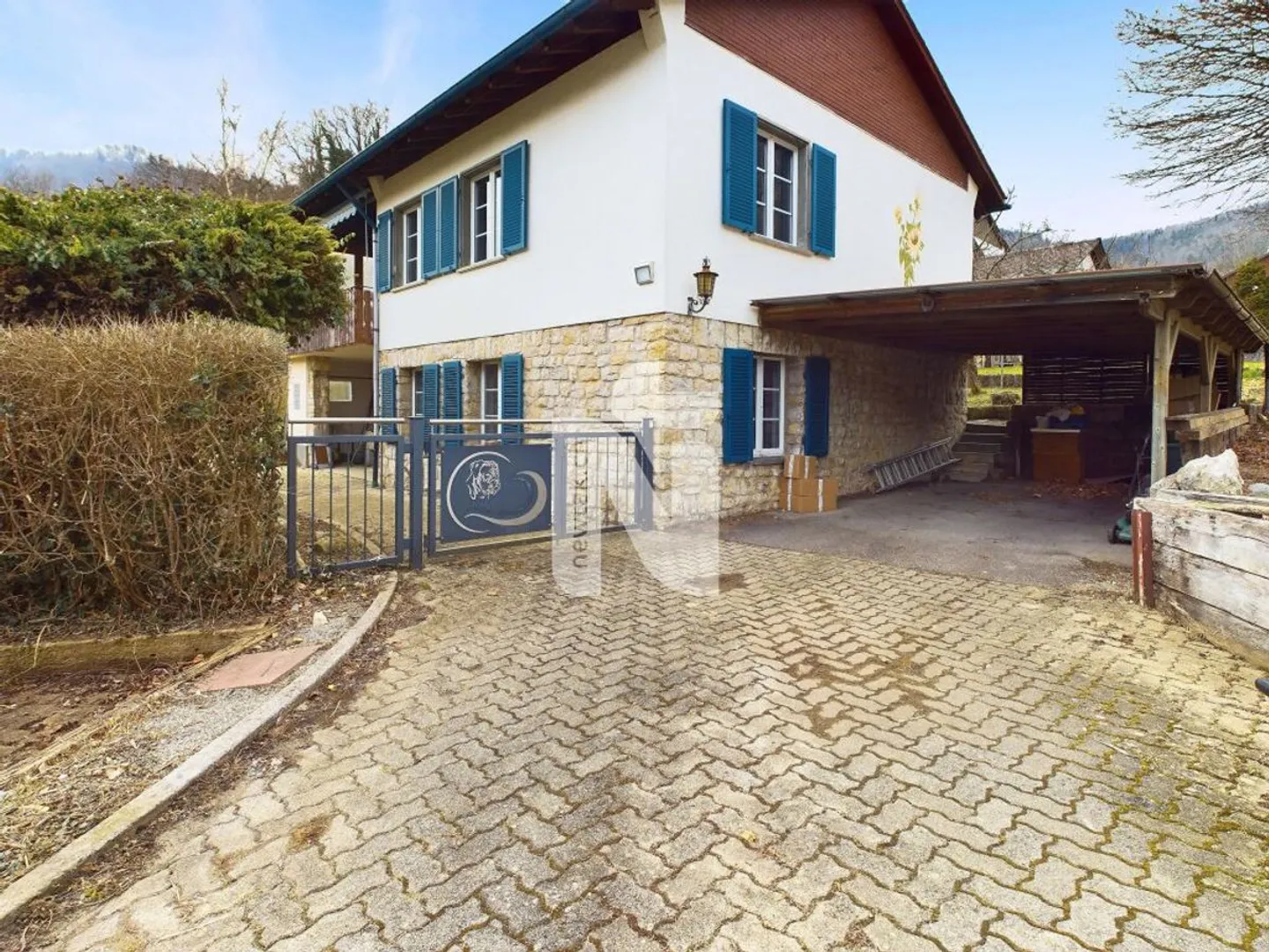 Very beautiful house with balcony, garden, panoramic view and expansion potential - Photo 1 of 12