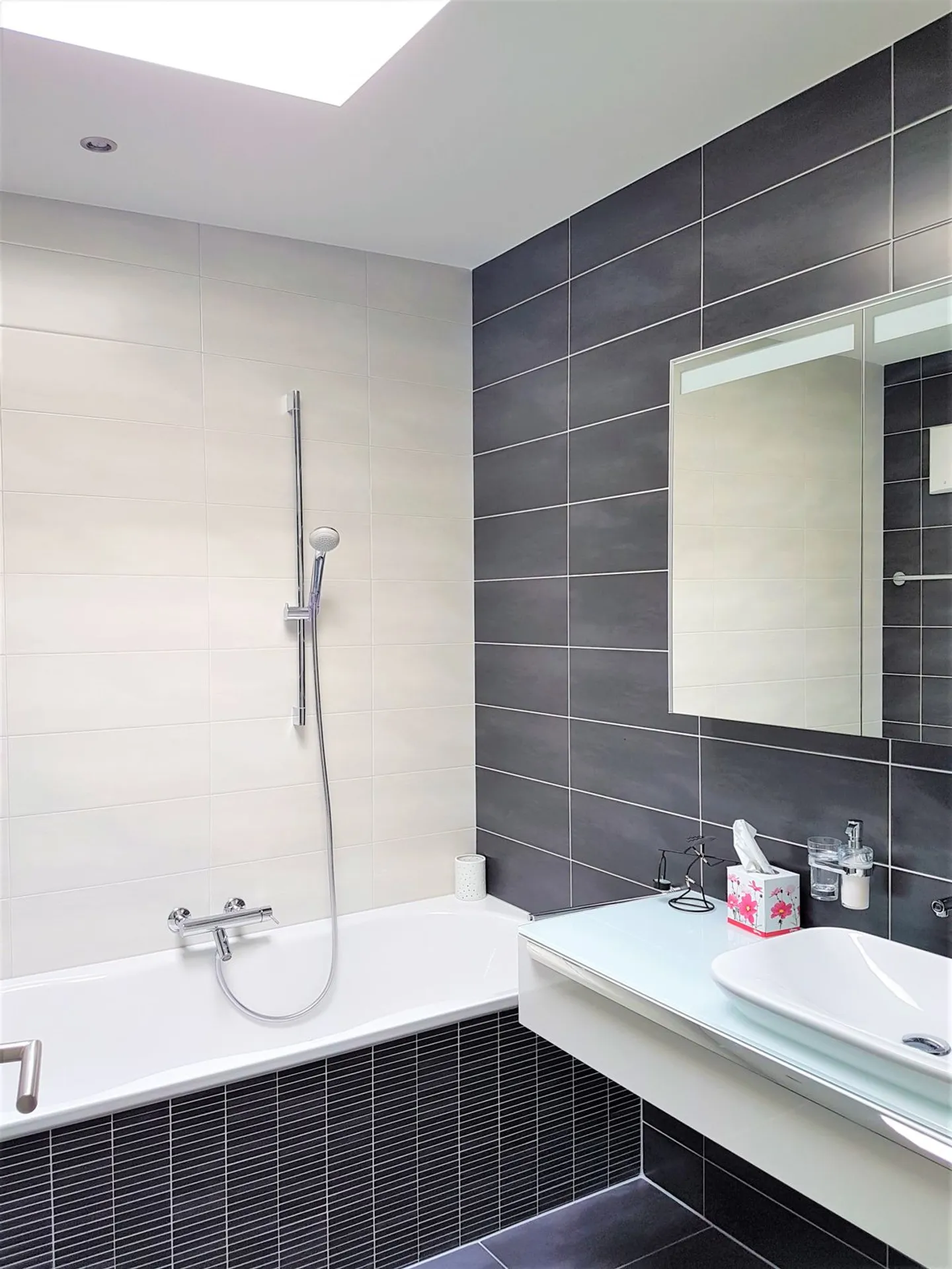 Vivre en hauteur : Attique spacieux avec terrasse à Collombey-Muraz - Photo 5 sur 6