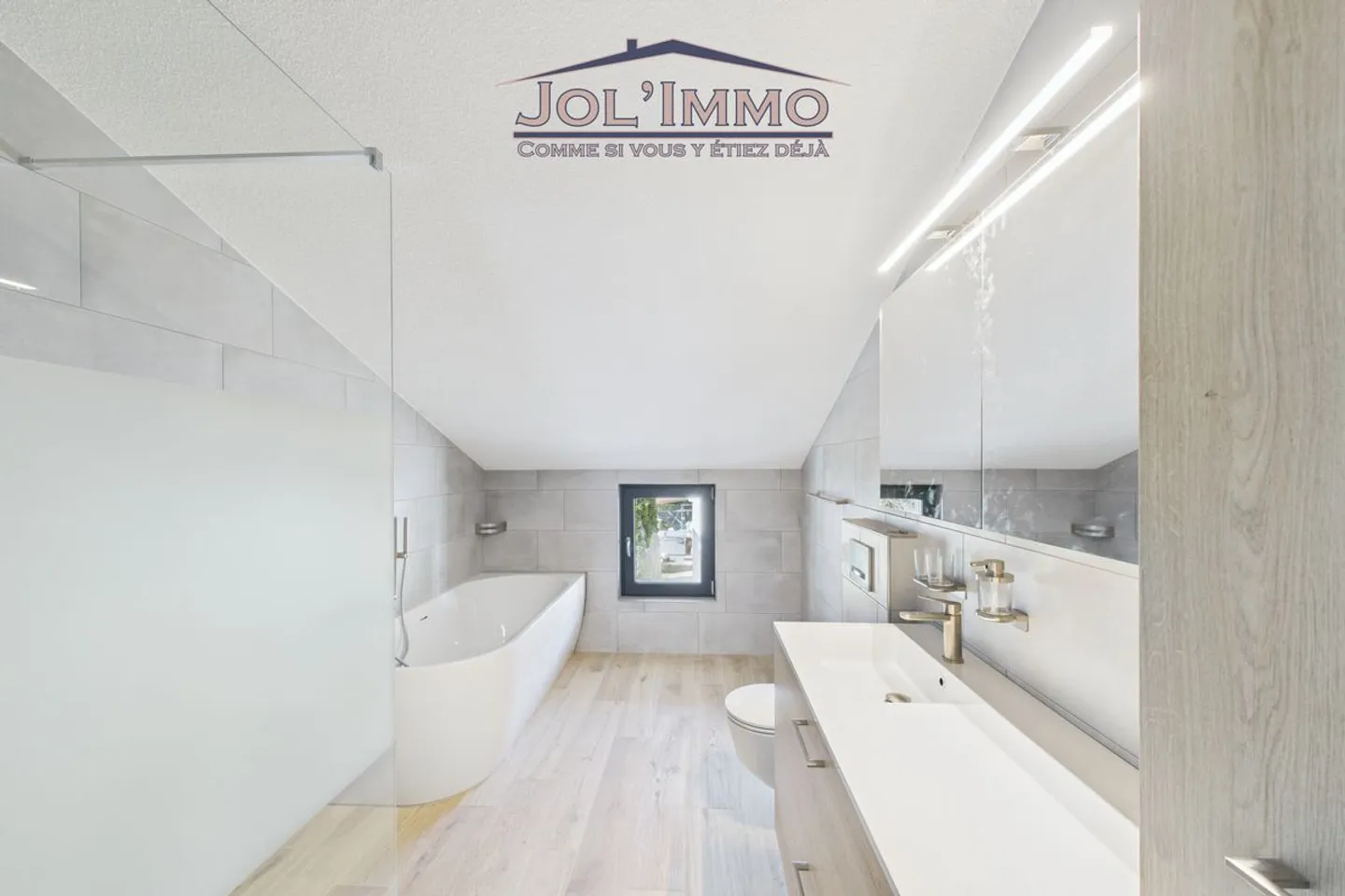 Magnifica Casa Familiare Moderna a Court - Un ambiente di vita eccezionale ti aspetta! - Foto 7 di 13