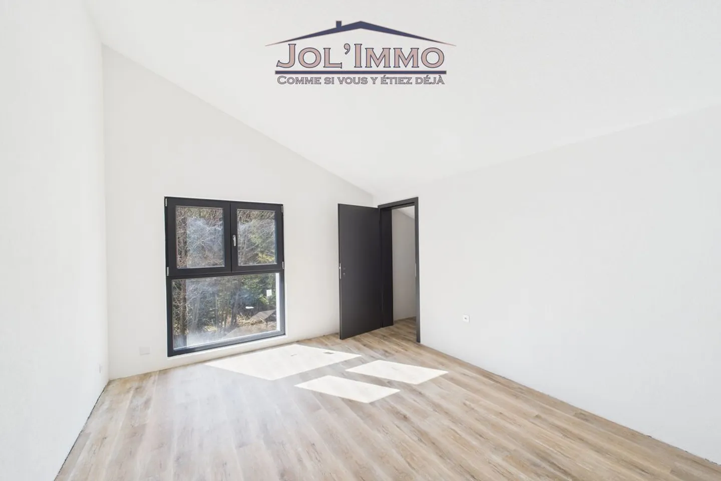 Magnifica Casa Familiare Moderna a Court - Un ambiente di vita eccezionale ti aspetta! - Foto 8 di 13