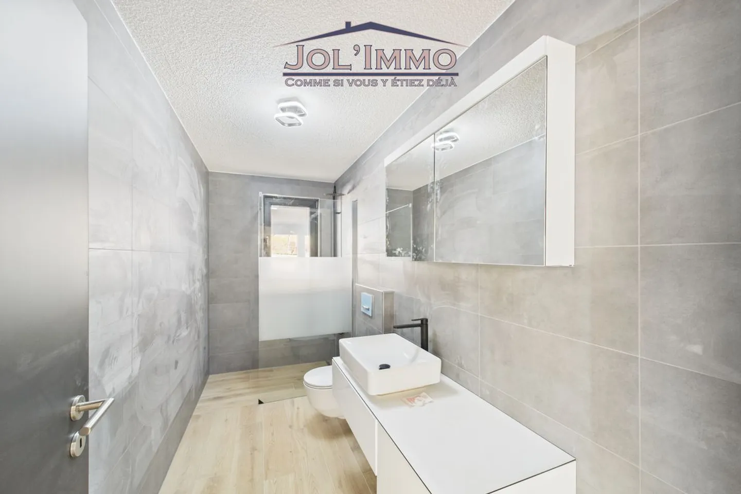 Magnifica Casa Familiare Moderna a Court - Un ambiente di vita eccezionale ti aspetta! - Foto 11 di 13