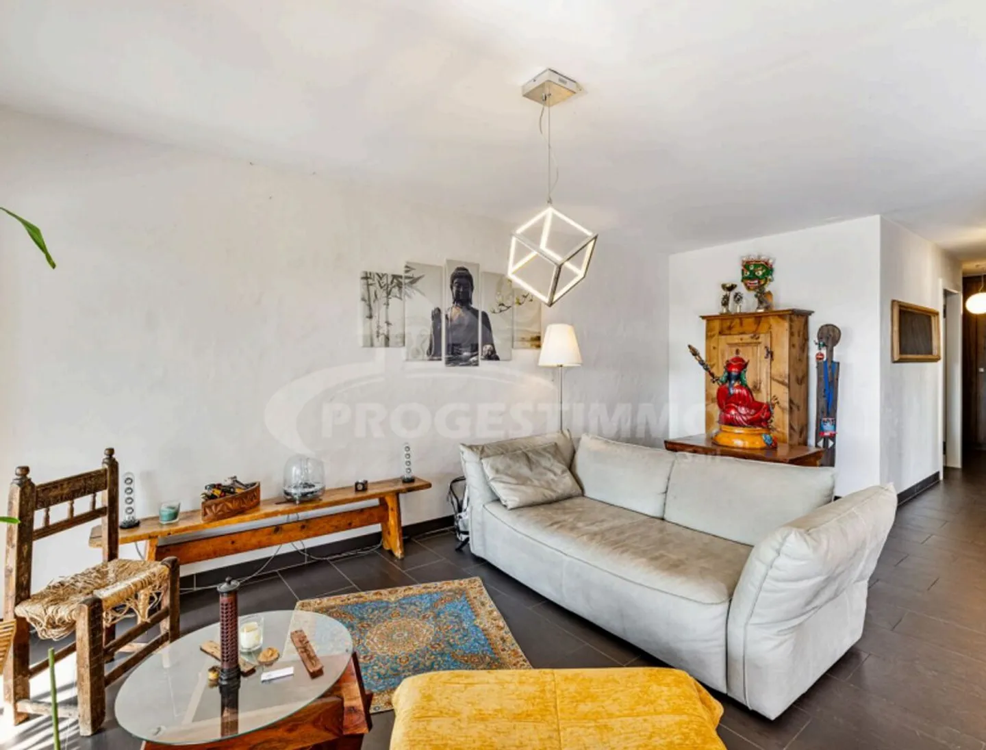 SUPERB 3.5-ROOM APARTMENT IN A GREEN SETTING IN FULLY - Photo 2 of 4
