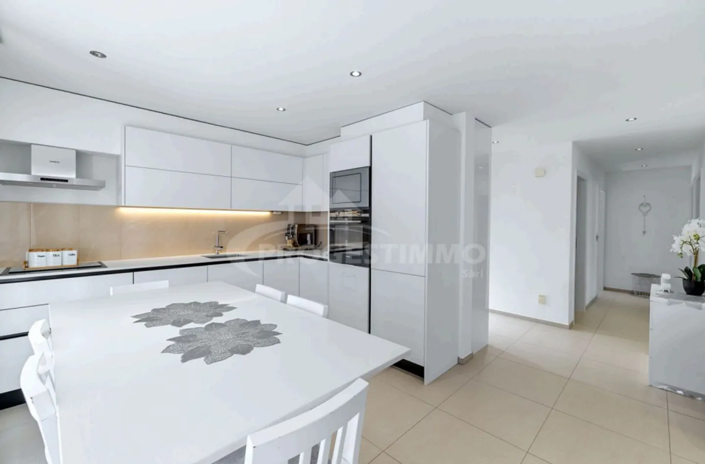 BELLA VILLA MODERNA CON DUE UNITA' A CHARRAT - Foto 1 di 6