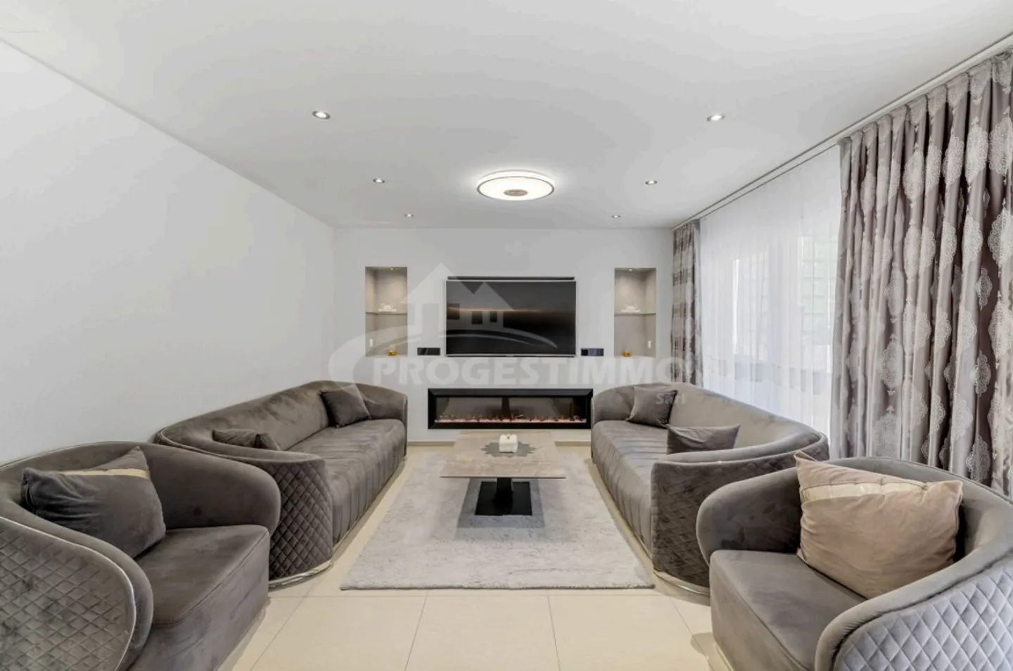 BELLA VILLA MODERNA CON DUE UNITA' A CHARRAT - Foto 4 di 6