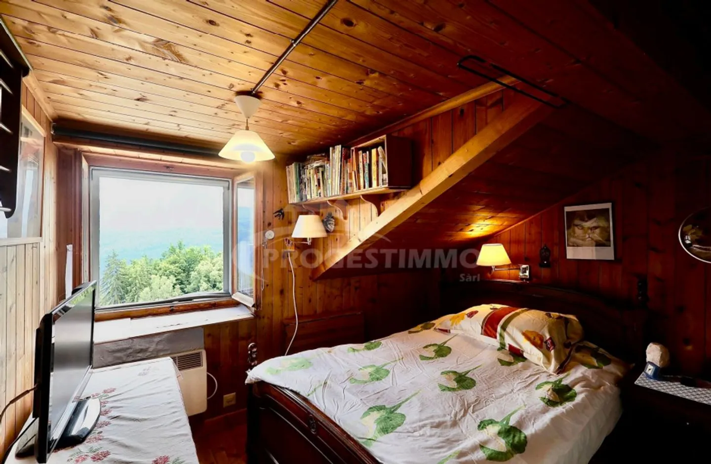 BEAUTIFUL APARTMENT WITH A VIEW IN RAVOIRE - Photo 8 of 9