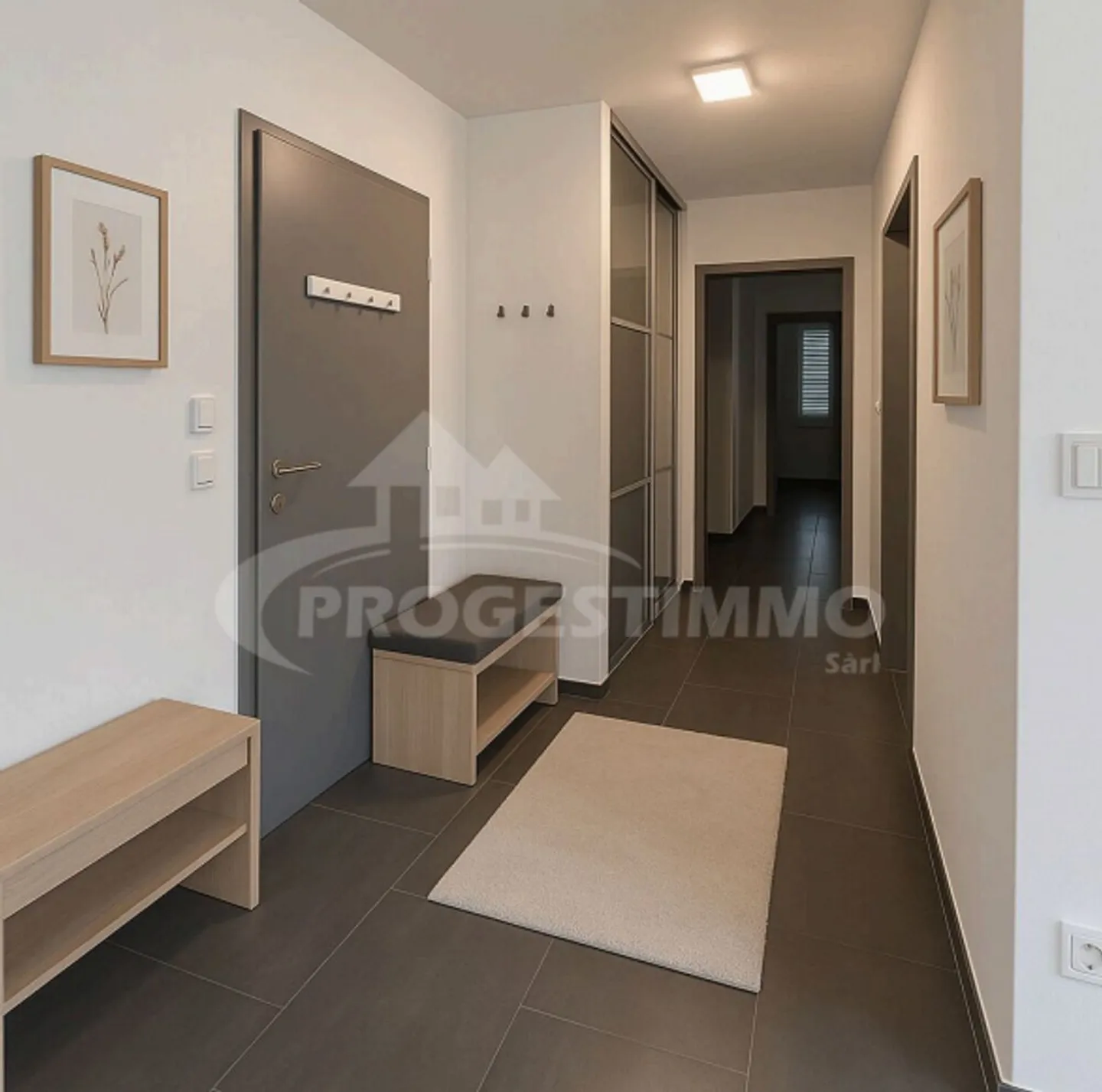 For sale in Sion - Tastefully renovated 4.5 room apartment. - Photo 5 of 6