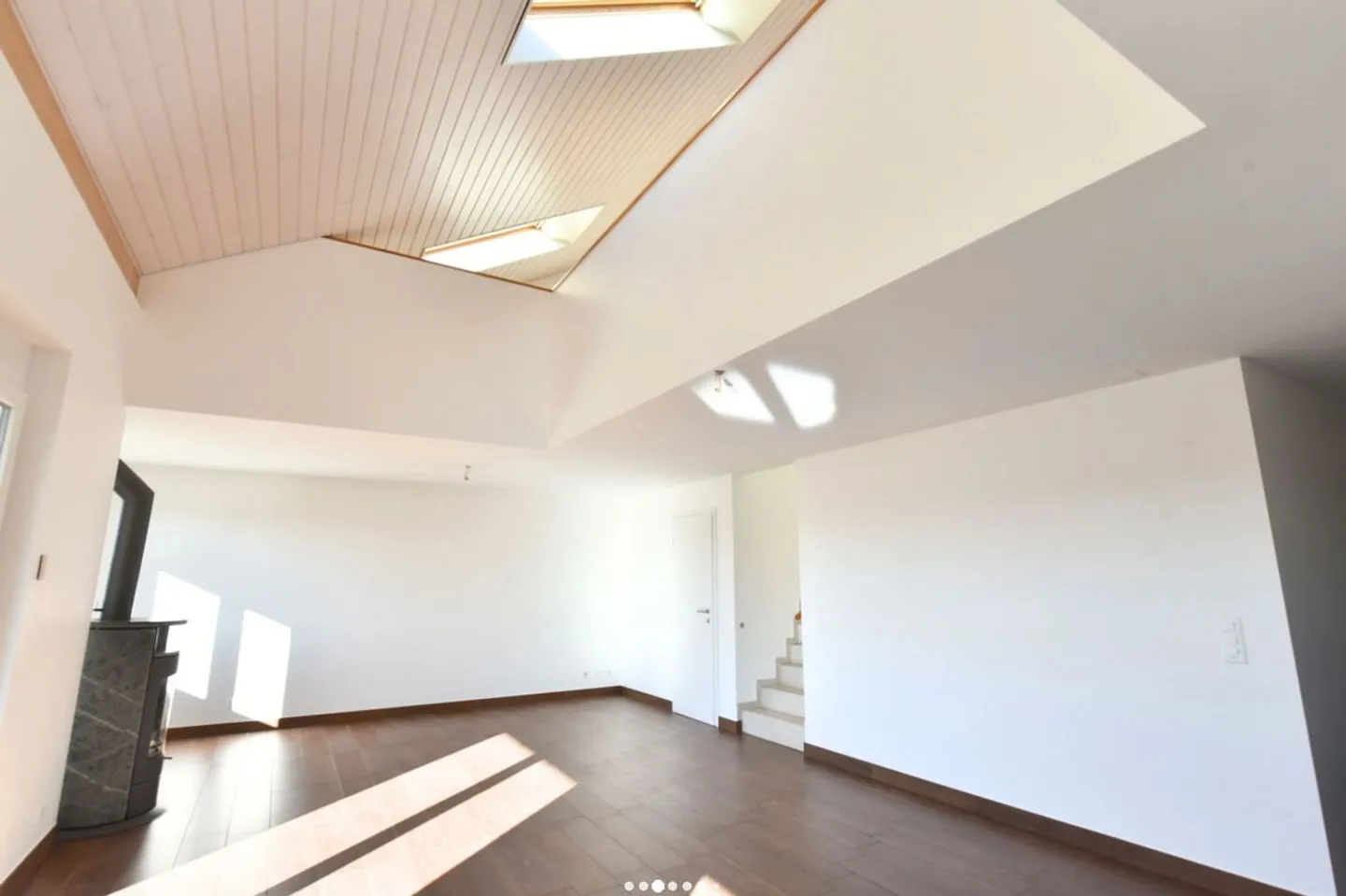 Appartamento all'ultimo piano - Baulmes - Foto 4 di 8