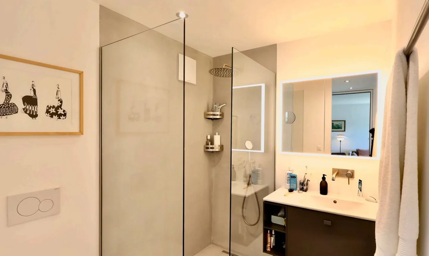 3.5-ROOM HIGH-QUALITY APARTMENT WITH PANORAMIC VIEW - Photo 12 of 13