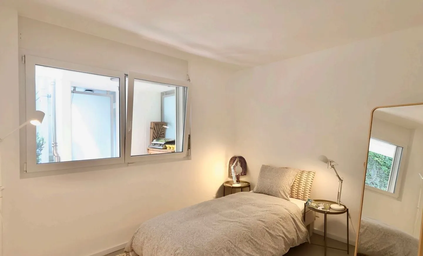 3.5-ROOM HIGH-QUALITY APARTMENT WITH PANORAMIC VIEW - Photo 8 of 13