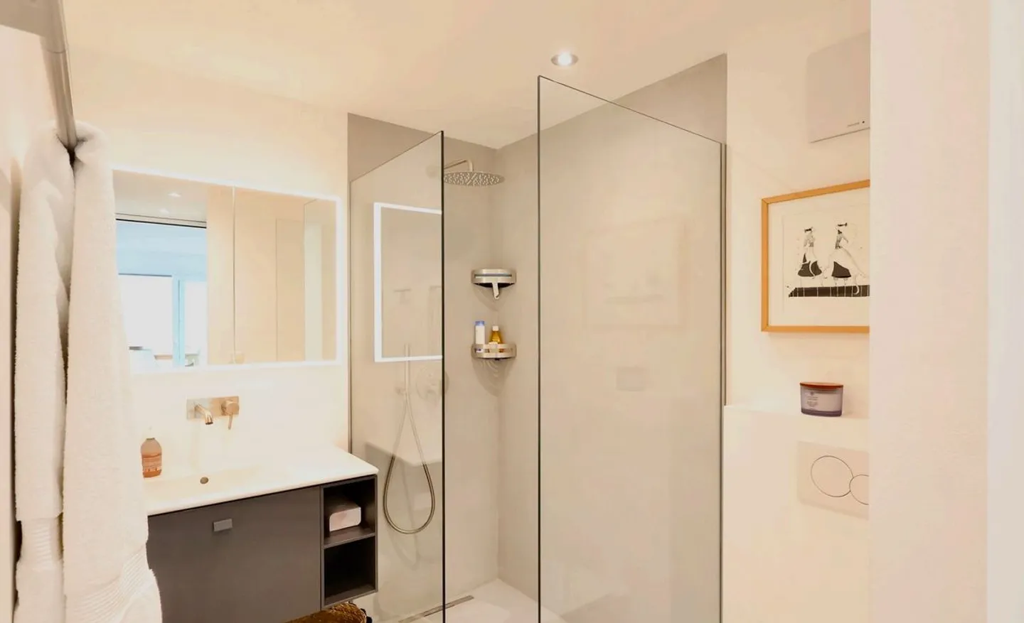3.5-ROOM HIGH-QUALITY APARTMENT WITH PANORAMIC VIEW - Photo 11 of 13
