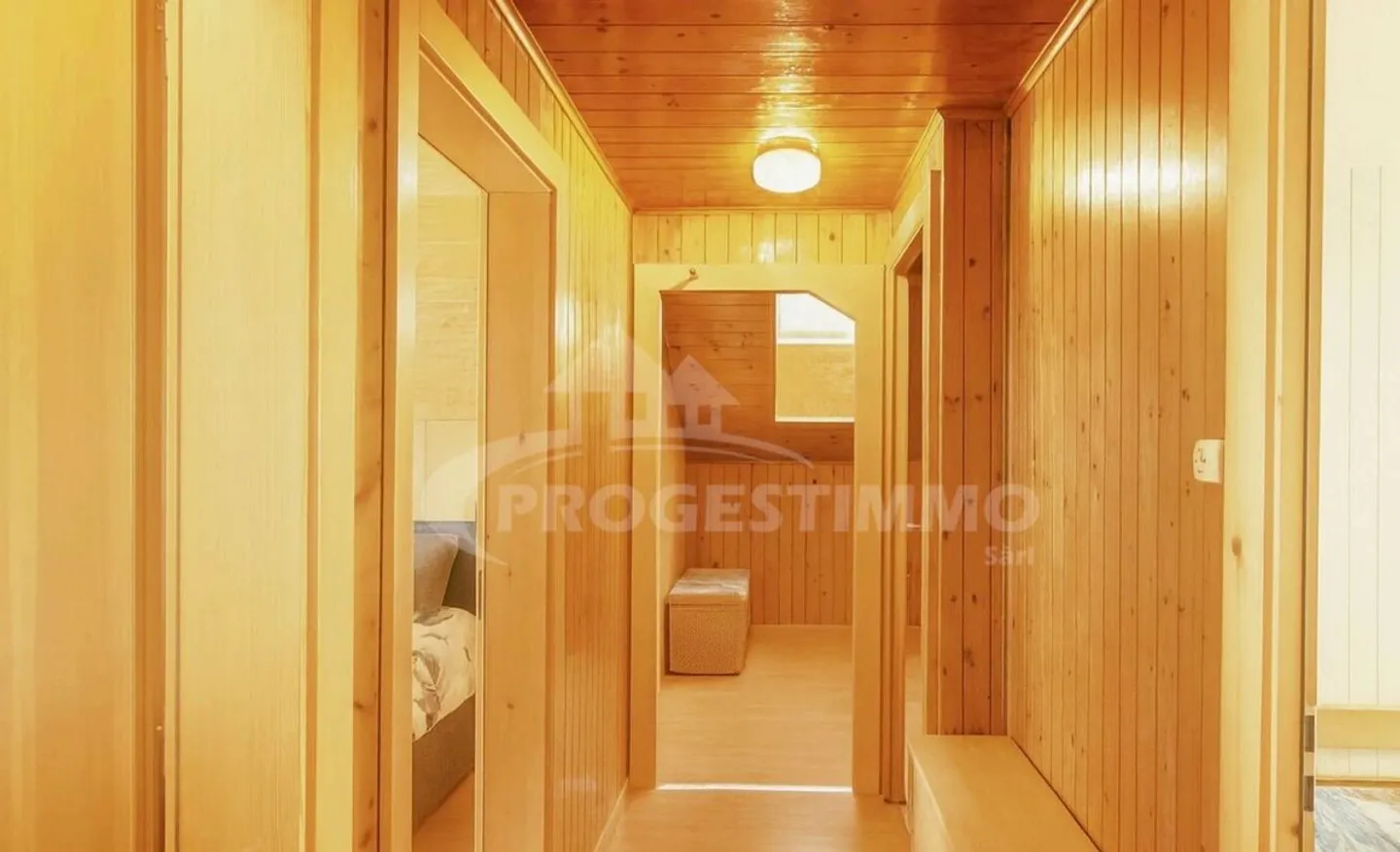 AUTHENTISCHES CHARMIER CHALETT MIT 5,5 ZIMMERN - Foto 6 von 8
