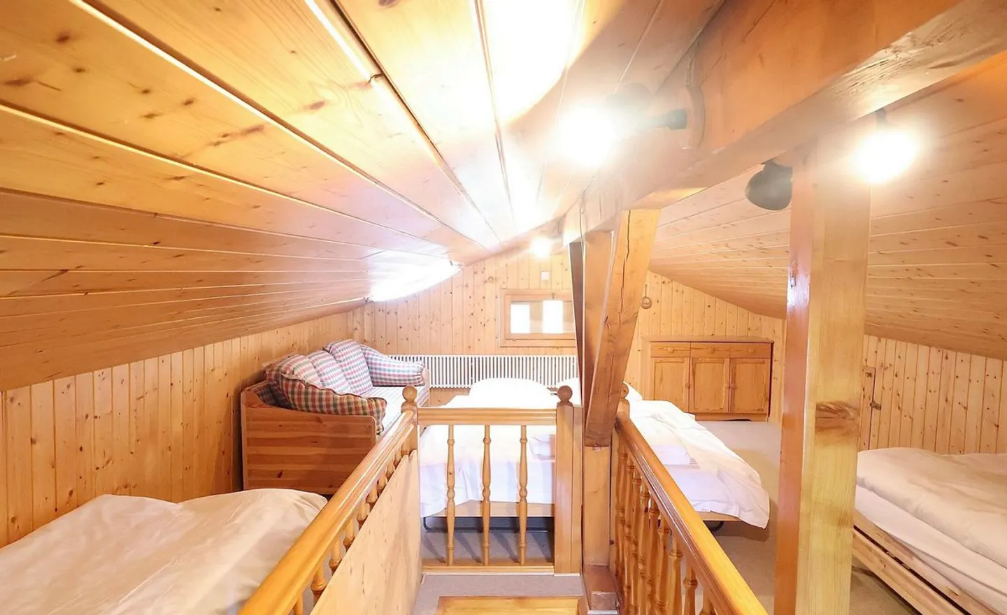 Chalet Incantevole in un Rifugio di Pace in Montagna - Foto 5 di 9