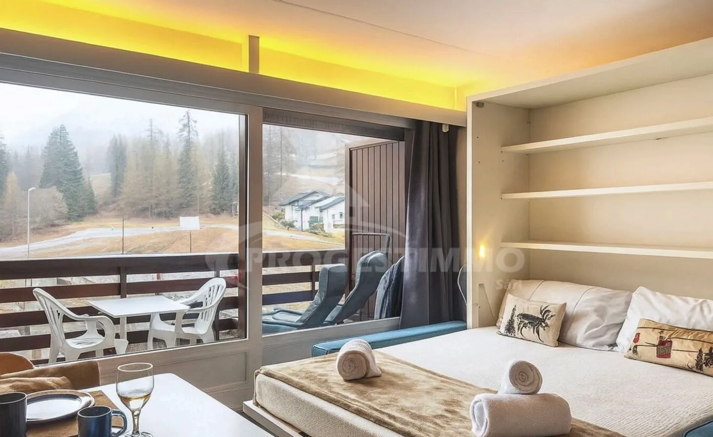 OPPORTUNITÀ RARA: STUDIO ARREDATO A DUE PASSI DAGLI IMPIANTI - Foto 4 di 6