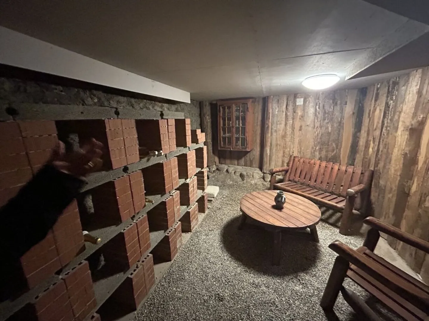 Charmante maison villageoise au coeur historique de Cressier - Photo 8 sur 10