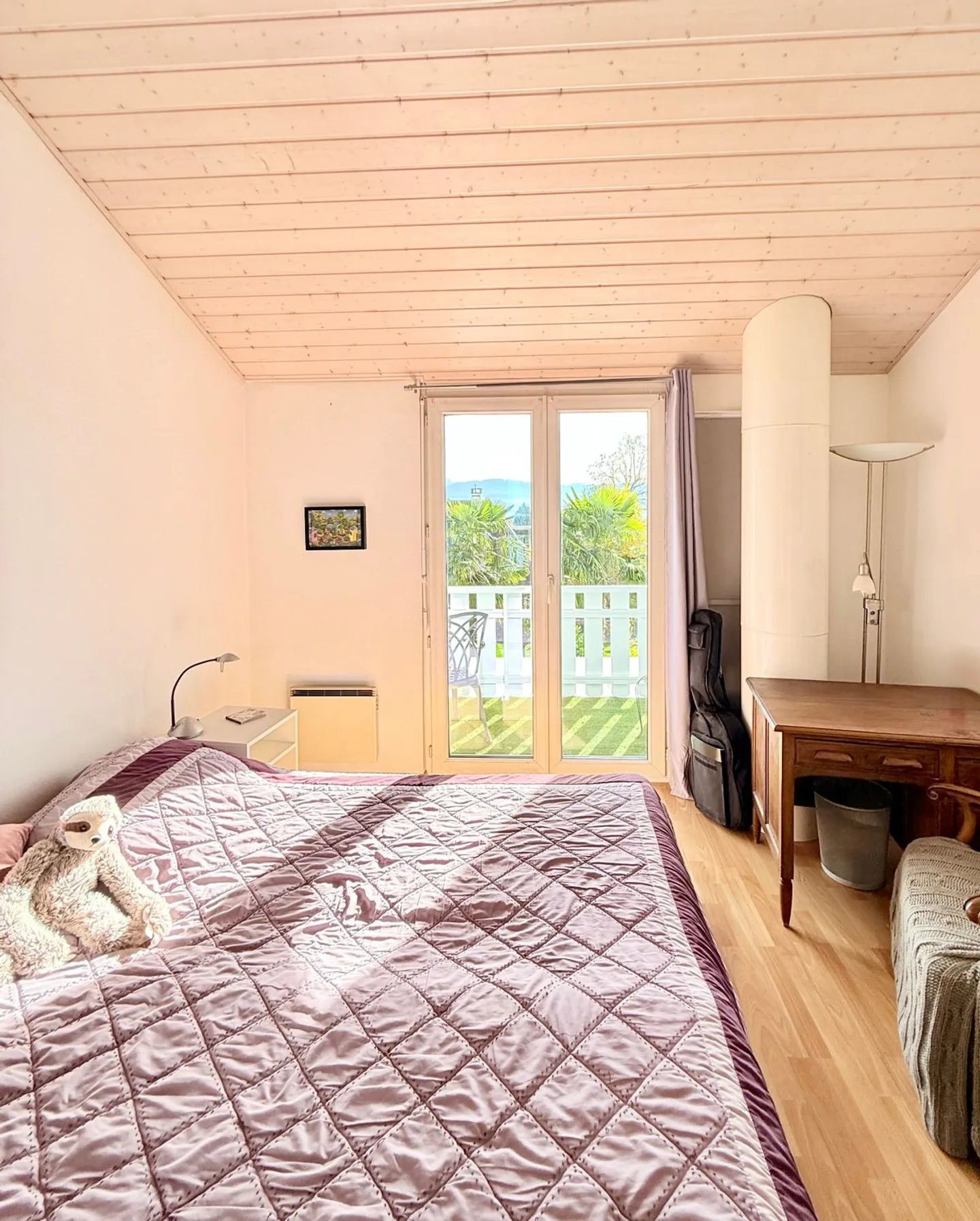 Mont-sur-Rolle - Beautiful family townhouse with garden, terrace and unobstructed view - Photo 5 of 9