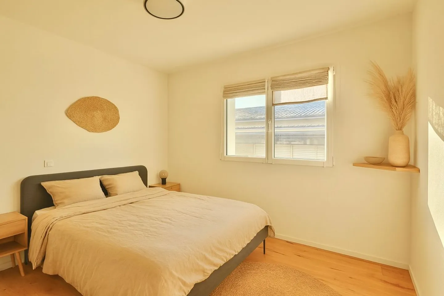 KOMFORT, RAUM UND LICHT: IHR ZUKÜNFTIGES ZUHAUSE - Foto 7 von 13