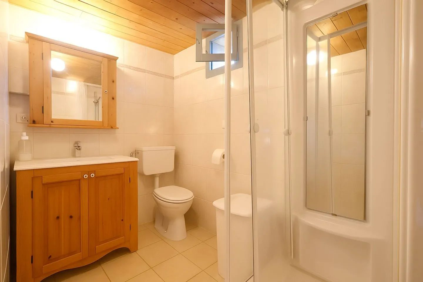 BEL APPARTEMENT AVEC VUE À RAVOIRE - Photo 7 sur 8