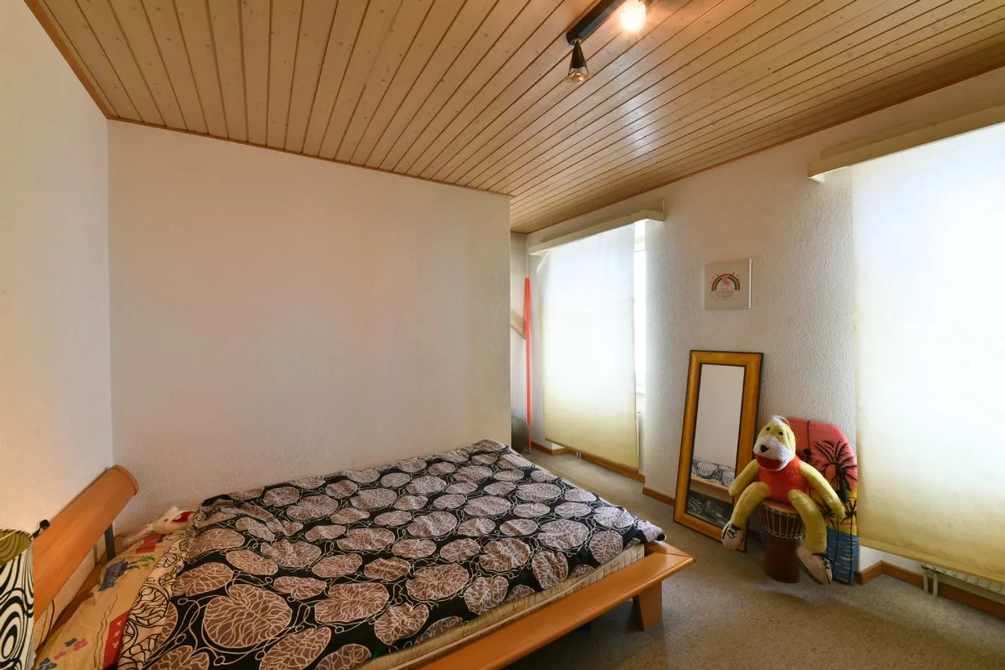 Duplex lumineux et plein de potentiel au coeur de La Chaux de Fonds - Foto 4 von 5