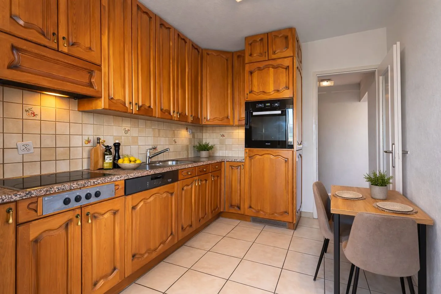 Appartamento da ristrutturare - Foto 2 di 6