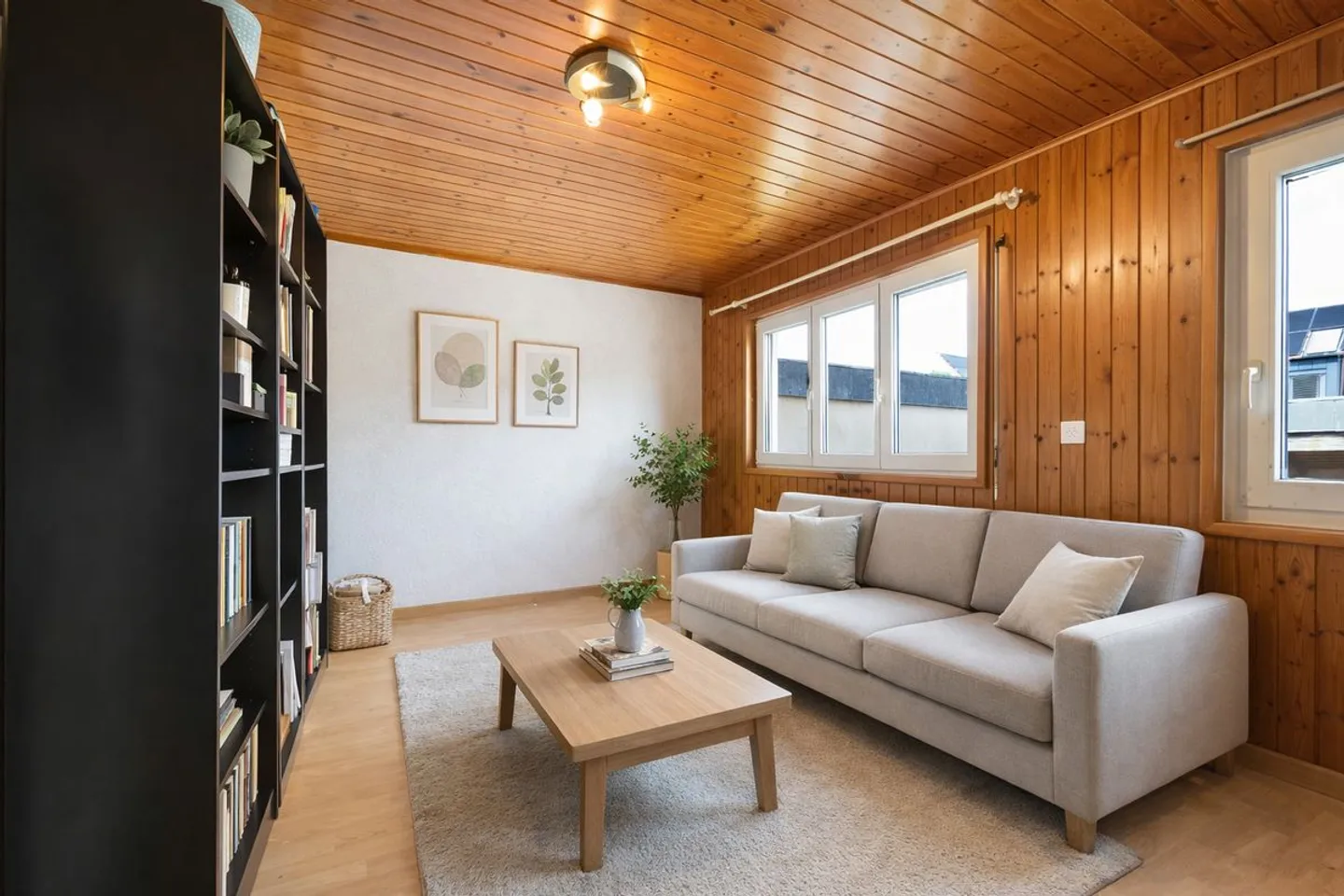 Comfort, space and light - Semi-detached villa with swimming pool - Photo 9 of 12