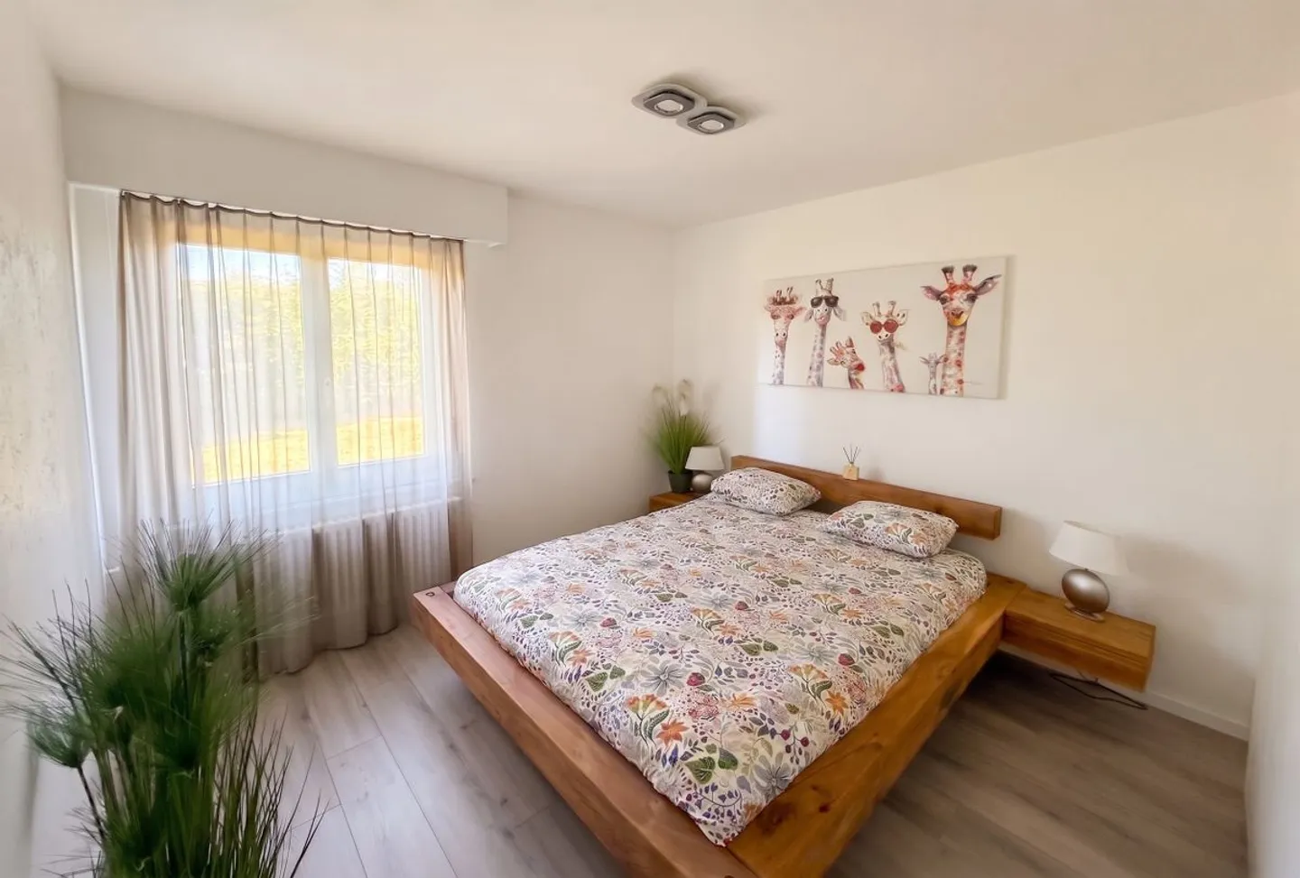 Appartamento ristrutturato di 4,5 locali con terrazza, vicino al lago a Préverenges - Foto 5 di 8
