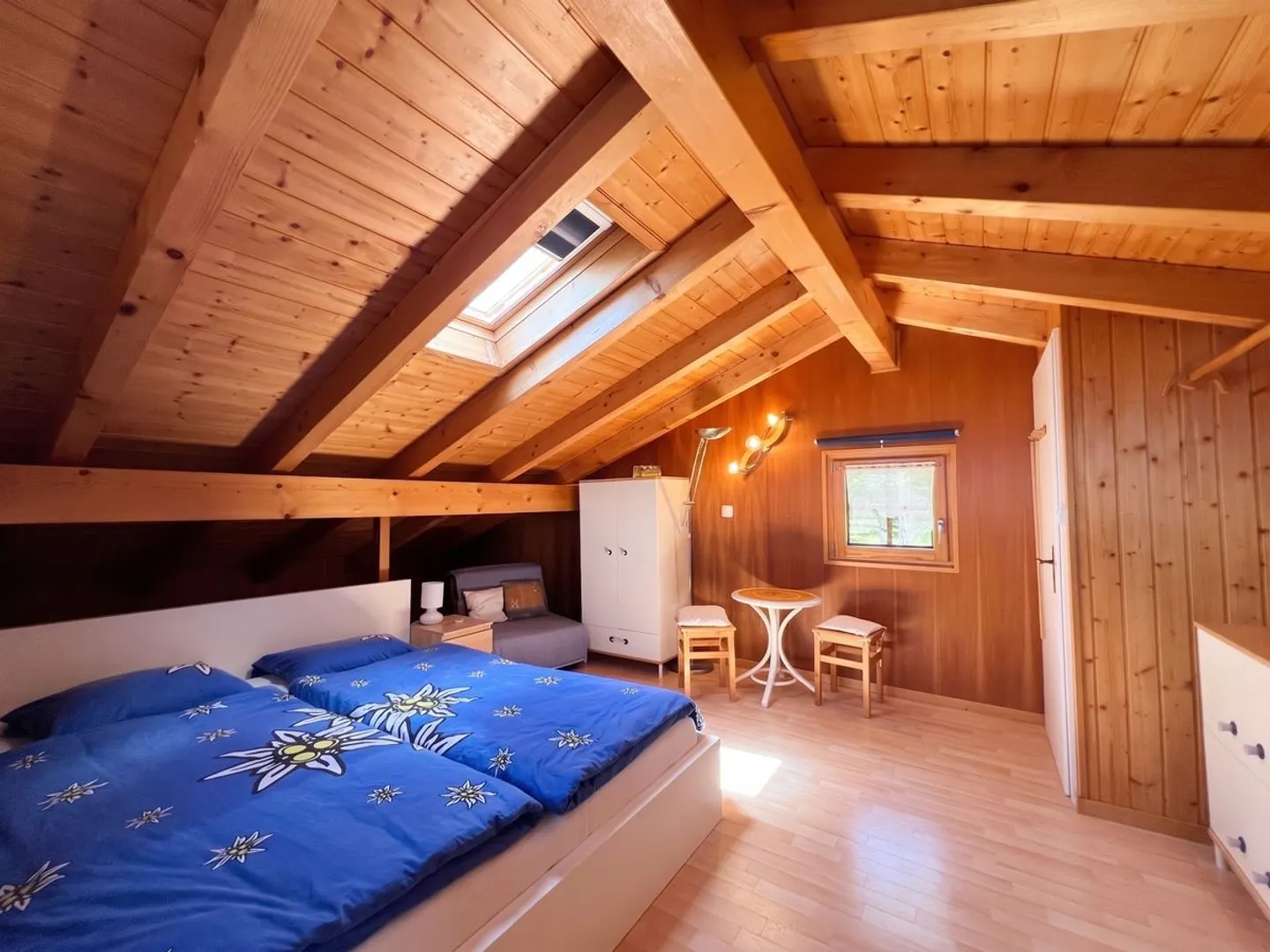 Authentisches Chalet mit Bergblick und grossem Grundstück - Mayens-de-la-Zour / Savièse - Foto 8 von 9